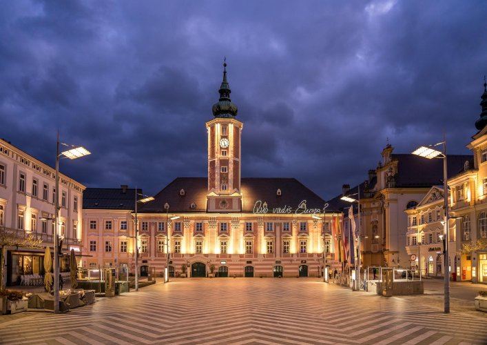 Rynek i zabytkowe kamienice